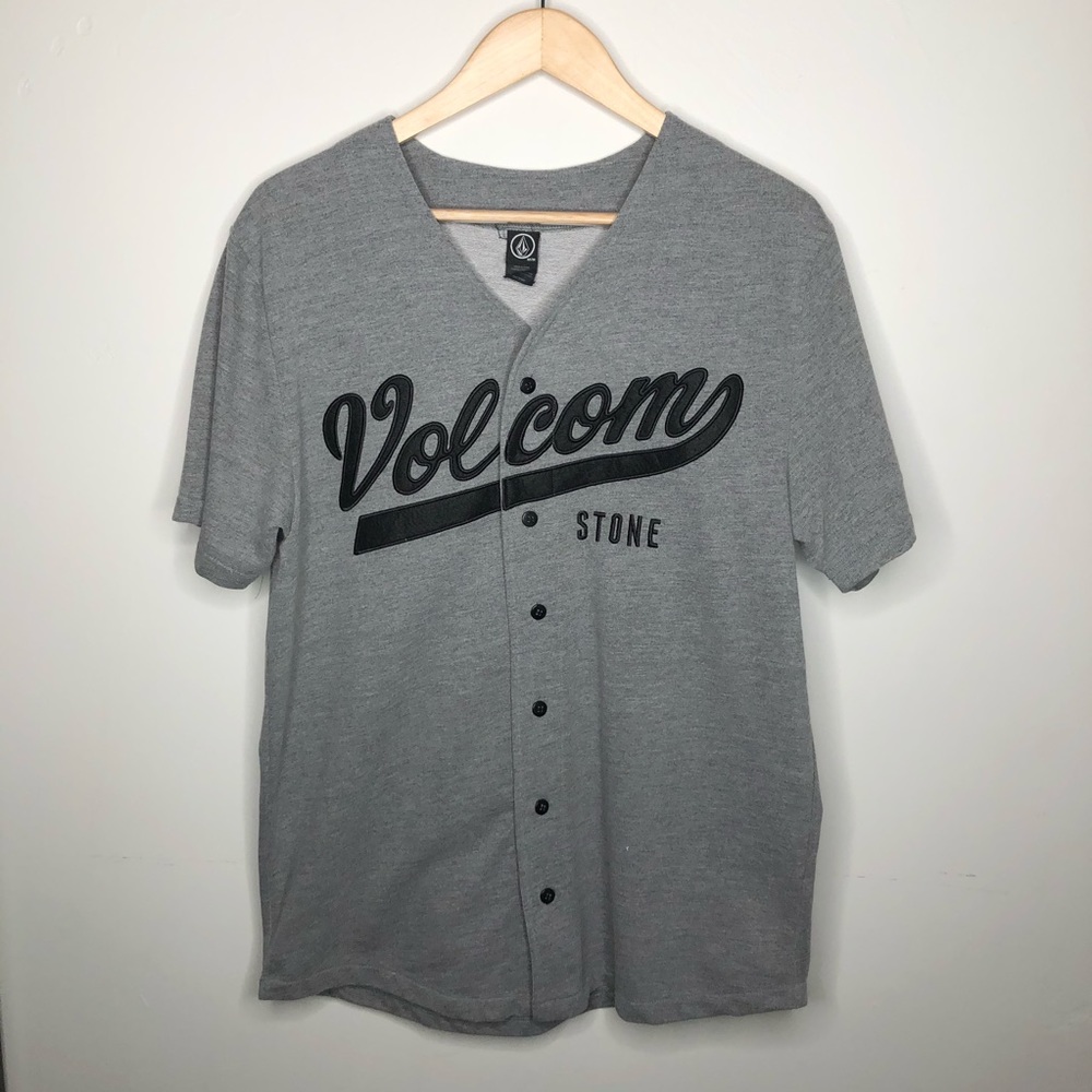 Volcom grey baseball jersey